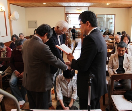 執事任職・就職式が恵みのうちに行われました